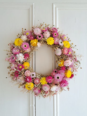 Bright Strawflowers Medium Dried Flower Wreath